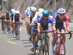 Kecelakaan di Etape III Tour de Singkarak, Pebalap Iran Dilarikan ke Rumah Sakit