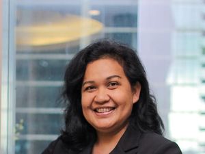 Boyong 2 Guru Besar UI ke Belanda, Pitta Raih PhD dari University of Groningen