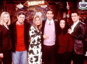 Courtney Cox Pilih Timothee Chalamet untuk Perankan Friends Era Milenial Courtney Cox Pilih Timothee Chalamet untuk Perankan Friends Era Milenial