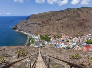 Segera Dibuka! Penerbangan ke Pulau Terpencil di Bumi