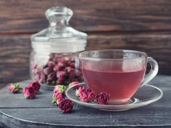 Slurpp! Teh Mawar yang Harum Aromatik Punya Manfaat Sehat Ini