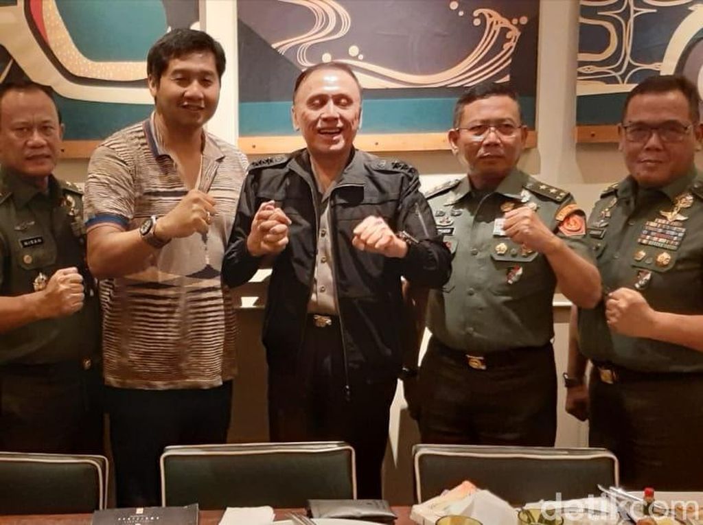 Maruarar Sirait: PSSI Bisa Oke Dipimpin Iwan Bule Maruarar Sirait: PSSI Bisa Oke Dipimpin Iwan Bule