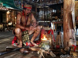 Mengenal Sosok Elyas Yesaya Budayawan Suku Dayak Lundayeh