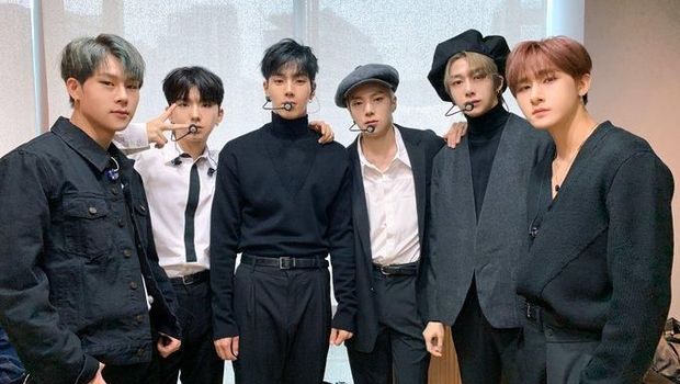 MONSTA X