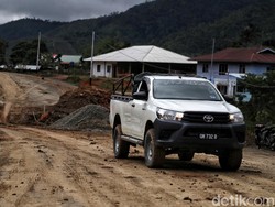 Banyak Mobil Berpelat Malaysia di Perbatasan, Ini Pandangan Toyota