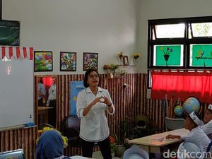 Tanya Cita-cita Anak SD, Sri Mulyani: Mereka Ingin Jadi YouTuber Tanya Cita-cita Anak SD, Sri Mulyani: Mereka Ingin Jadi YouTuber