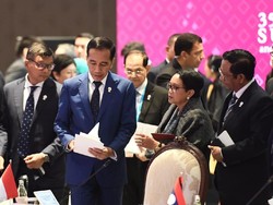 Jokowi di KTT Asia Timur: RI Tolak Limbah Sampah dari Luar Negeri