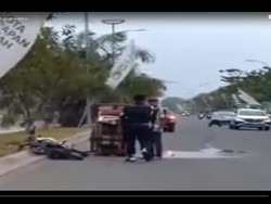 Satpam Usir PKL di Bekasi Ganti Rugi Gerobak yang Ditabraknya Pakai Motor