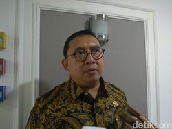 Ajakan Debat Fadli Zon Dijawab Tantangan Bikin Buku oleh Sejarawan