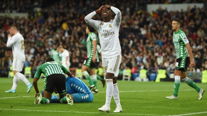 Real Madrid diimbangi Real Betis 0-0 di Liga Spanyol akhir pekan kemarin (Foto: Denis Doyle/Getty Images) Real Madrid diimbangi Real Betis 0-0 di Liga Spanyol akhir pekan kemarin (Foto: Denis Doyle/Getty Images)