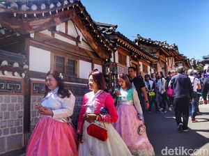 Warlok Desa Wisata di Korsel Terganggu Turis, Rencanakan Jam Malam