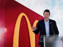 CEO McDonalds Dipecat Setelah Ketahuan Pacaran dengan Pegawai