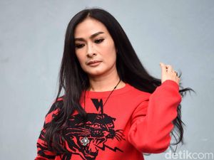 Driver Ojol Ngamuk, Sebut Iis Dahlia Sombong Tak Beretika Driver Ojol Ngamuk, Sebut Iis Dahlia Sombong Tak Beretika