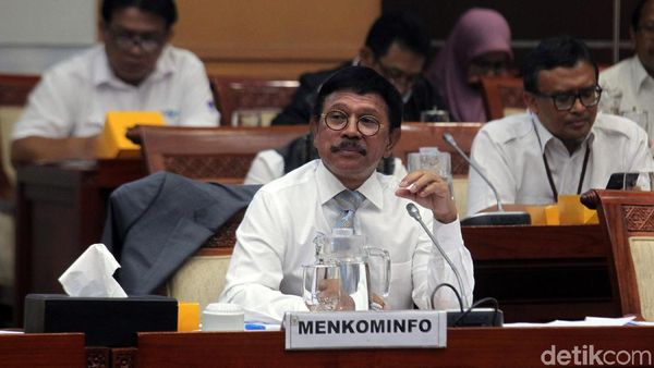 Rapat Perdana Menkominfo Johnny G Plate dengan Komisi I DPR