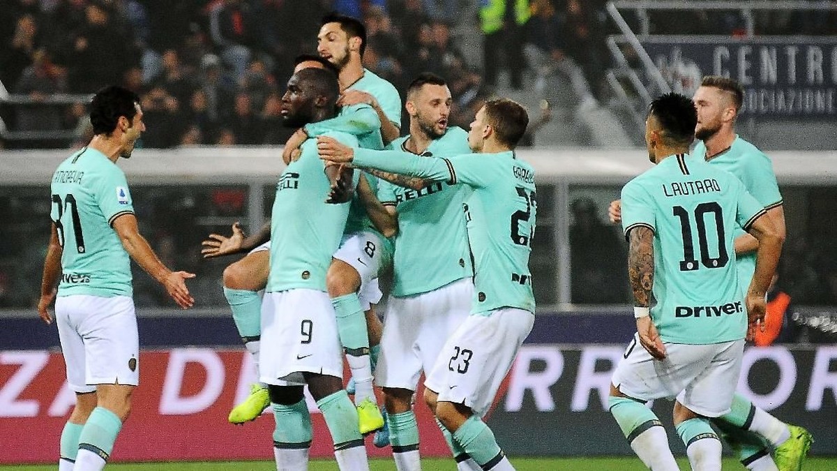 Inter Milan tidak akan main bertahan di markas Borussia Dortmund (Foto: Mario Carlini / Iguana Press/Getty Images)
