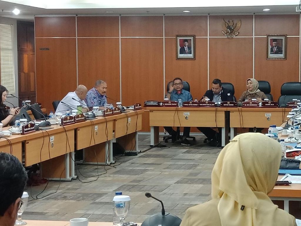 M Taufik Gerindra Protes Waduk Pondok Ranggon Mangkrak 4 Tahun M Taufik Gerindra Protes Waduk Pondok Ranggon Mangkrak 4 Tahun
