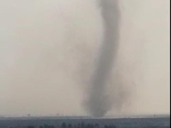 Video Suasana Mencekam saat Puting Beliung Terjang Sidrap Sulsel