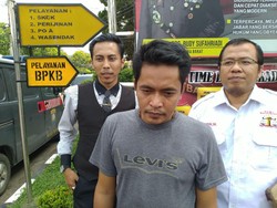 Ditampar karena Amplop Pilkades, Warga Bogor Polisikan Anggota DPRD