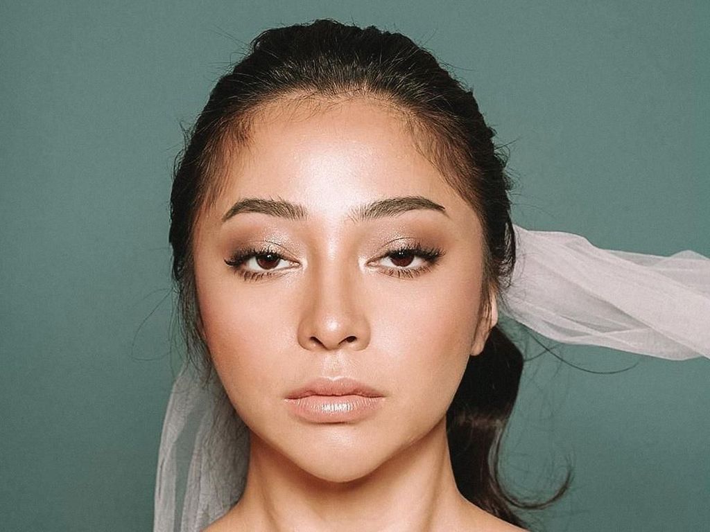 Nikita Willy Ungkap Wajah Jelek Saat Pemotretan Kosmetik Nikita Willy Ungkap Wajah Jelek Saat Pemotretan Kosmetik