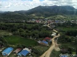 Cerita Heroik di Balik Nyala Terang Listrik di Pedalaman Kalimantan