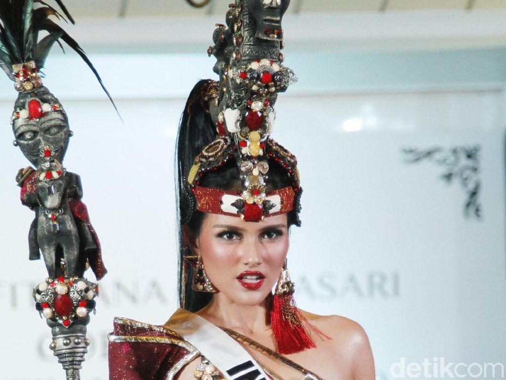 Adat Batak Jadi Inspirasi Kostum Nasional Puteri Indonesia Pariwisata 2019