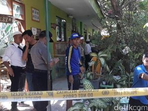 5 Orang Saksi Diperiksa Terkait SDN di Pasuruan Ambruk Tewaskan Dua Orang 5 Orang Saksi Diperiksa Terkait SDN di Pasuruan Ambruk Tewaskan Dua Orang