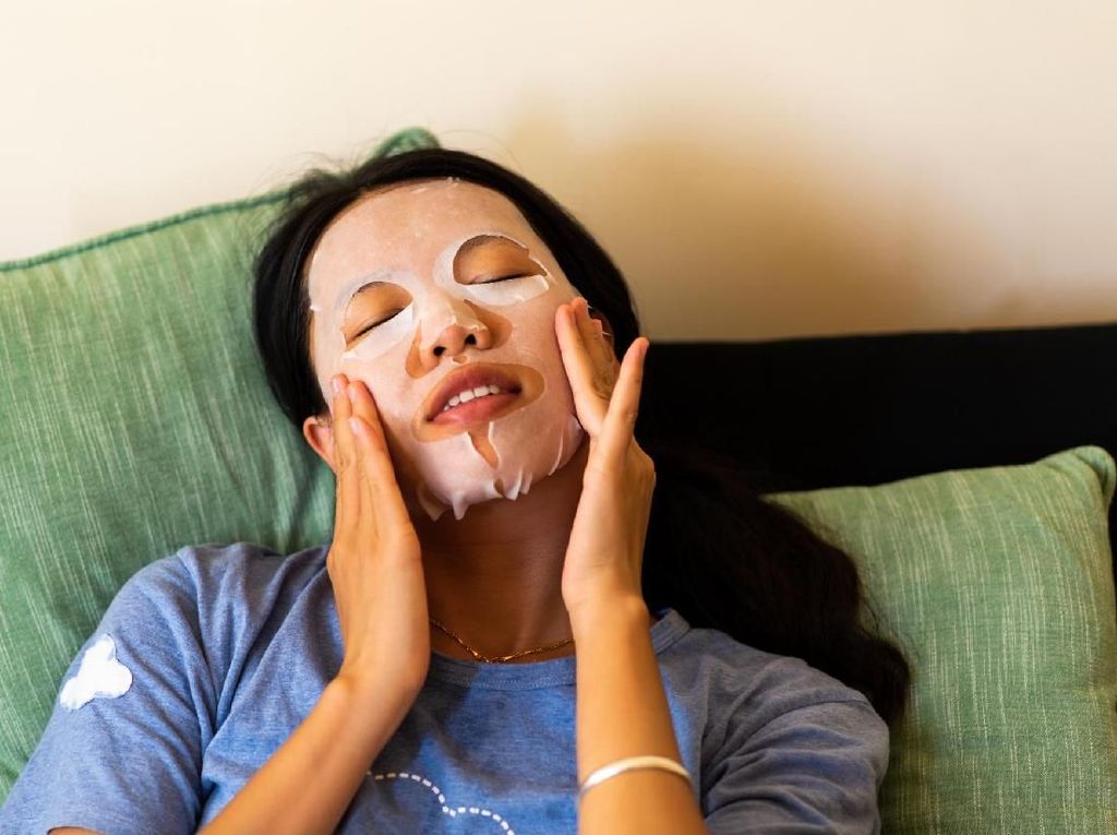 Cara Memilih dan Memakai Sheet Mask yang Tepat Cara Memilih dan Memakai Sheet Mask yang Tepat
