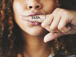 Tes Kepribadian: Jari Mana yang Jadi Favorit Kamu untuk Pakai Cincin?