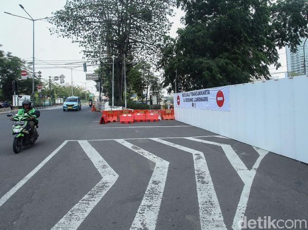 Begini Suasana Jalan Galunggung yang Ditutup