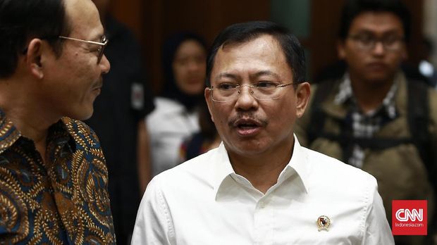 Menteri Kesehatan dr Terawan Agus Putrantomelakukan rapat dengar pendapat (RDP) bersama Komisi IX DPR RI untuk menyikapi polemik kenaikan iuran BPJS Kesehatan. Jakarta. Selasa (5/11/2019). CNN Indonesia/Andry Novelino