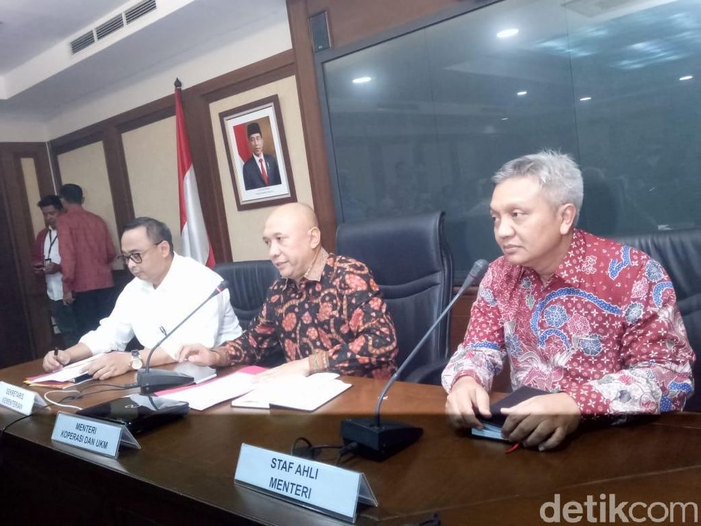 Teten Bakal Copot Anak Buah yang Hambat UMKM Teten Bakal Copot Anak Buah yang Hambat UMKM