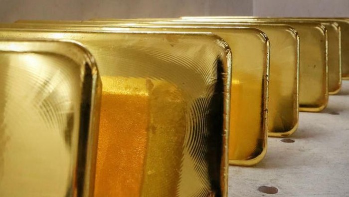 Gold ingots in the Siberian city of Krasnoyarsk, Russia, on Nov 22, 2018. A search of the woman led to the discovery of eight pieces of gold weighing a total of nearly 1.9kg.PHOTO: REUTERS