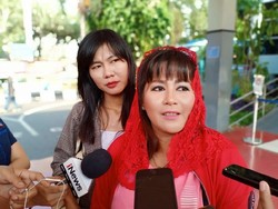 Ramai #TangkapDewiTanjung di Medsos, Ini Respons Dewi Tanjung