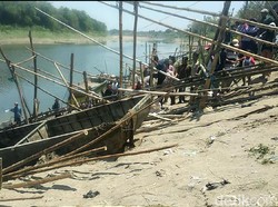 Perahu Baja di Bengawan Solo Disebut Armada Militer Zaman Perang Dunia