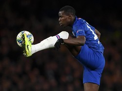 Cristiano Zoumaldo, Saat Kurt Zouma Solo Run Melewati 5 Pemain Ajax