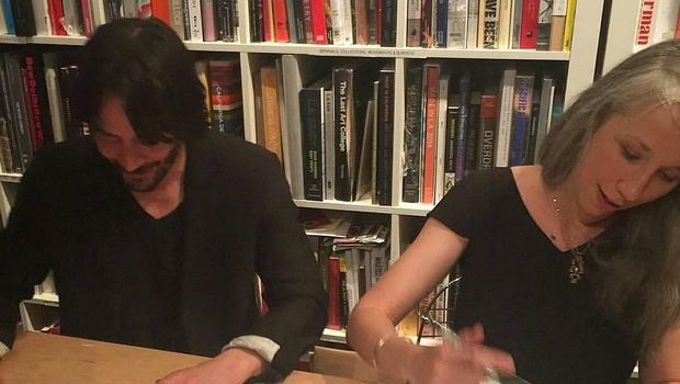Keanu Reeves dan Alexandra Grant