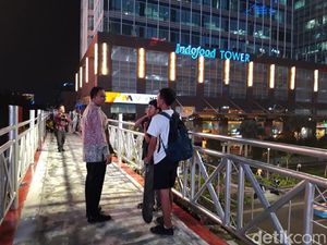 Pemprov DKI Klaim 80 Persen Warga Suka JPO Tanpa Atap di Sudirman Pemprov DKI Klaim 80 Persen Warga Suka JPO Tanpa Atap di Sudirman