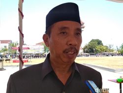 Lawan Wakilnya, Bupati Petahana Rembang Daftar Pilkada Besok