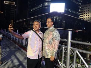 Copot Atap JPO Sudirman, Anies Ingin Beri Pengalaman Beda dan Unik