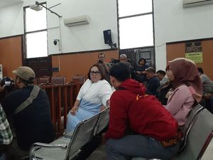 Awal Masuk RSKO, Nunung Dikabarkan Idap Diabetes Awal Masuk RSKO, Nunung Dikabarkan Idap Diabetes