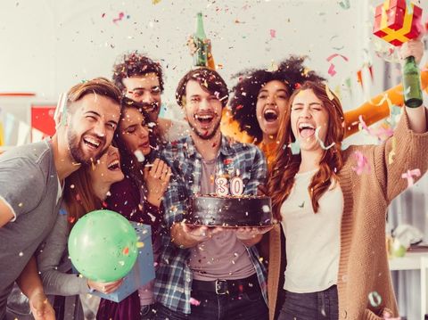 Besties! 7 Inspirasi Ucapan Selamat Ulang Tahun untuk Sahabat