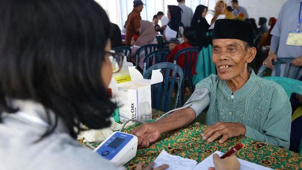 Pemeriksaan Kesehatan Gratis untuk Warga Tapos