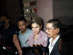 Nikita Dijauhi Teman Artis Gara-gara Tudingan Jadi Informan Polisi Nikita Dijauhi Teman Artis Gara-gara Tudingan Jadi Informan Polisi