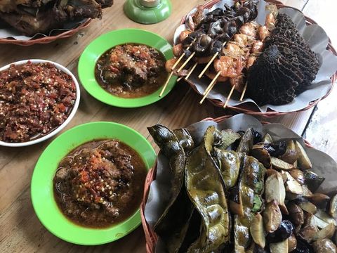 Nonton Bikin Laper! Ada Nasi Uduk Petai Jengkol Sampai Bakso Kambing