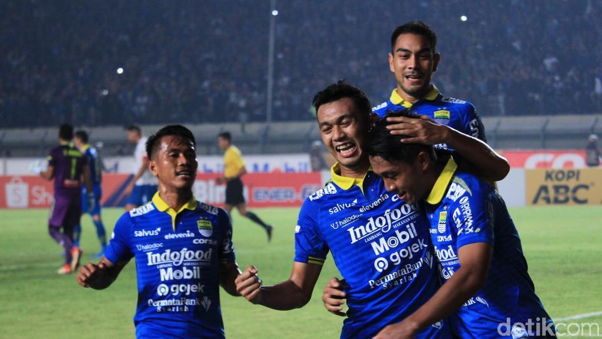 Persib Bandung kalahkan PSIS Semarang 2-1 di Stadion Si Jalak Harupat, Rabu (6/11/2019). (Wisma Putra/detikSport)