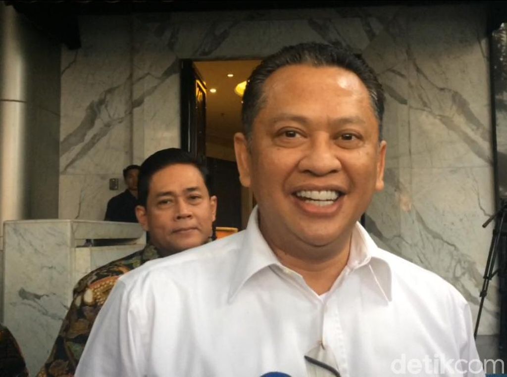 Respons Pidato Jokowi, Bamsoet Yakinkan Munas Golkar Berjalan Aman Respons Pidato Jokowi, Bamsoet Yakinkan Munas Golkar Berjalan Aman
