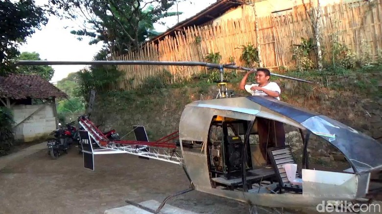 Ingin Makara Pilot Helikopternya Sendiri, Jujun Mengaku Tak Cari Sensasi Ingin Makara Pilot Helikopternya Sendiri, Jujun Mengaku Tak Cari Sensasi