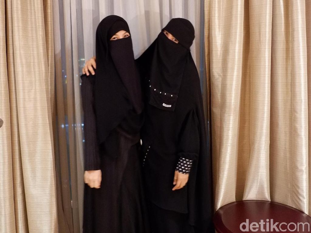 Wanita Bercadar Jadi Teroris, Pendiri Niqab Squad: Kami Jadi Ikut Terfitnah