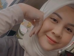 Kesha Ratuliu Diinjak dan Dipukul Mantan, Netizen: Inisialnya W?