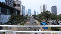 Potret JPO Sudirman yang Kini Tanpa Atap, Saat Siang Hari